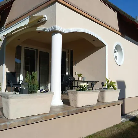Holiday home Marcsi Haz *